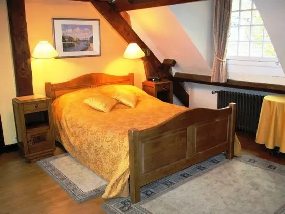 Üç Kişilik Oda, Bahçe Manzaralı