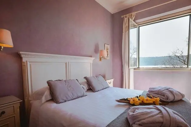 Panoramic Tek Büyük Yataklı Oda, Göl Manzaralı