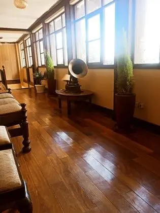 Traditional Tek Büyük Yataklı Oda