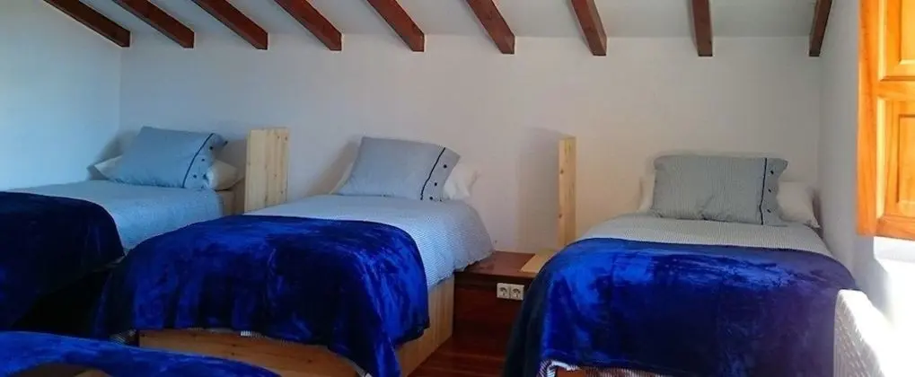Ortak Ranzalı Oda, 1 Tek Kişilik Yatak, Sigara İçilmez