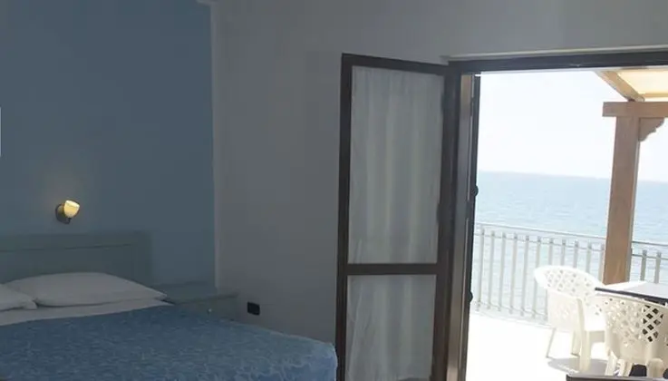 Deluxe Tek Büyük Yataklı Oda, Deniz Manzaralı