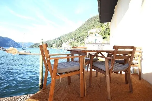 Panoramic Oda, Özel Banyo, Göl Manzaralı