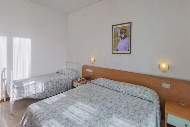 Standard Üç Kişilik Oda