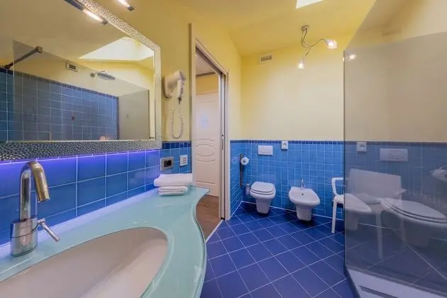 Çatı Katı (Loft), Göl Manzaralı