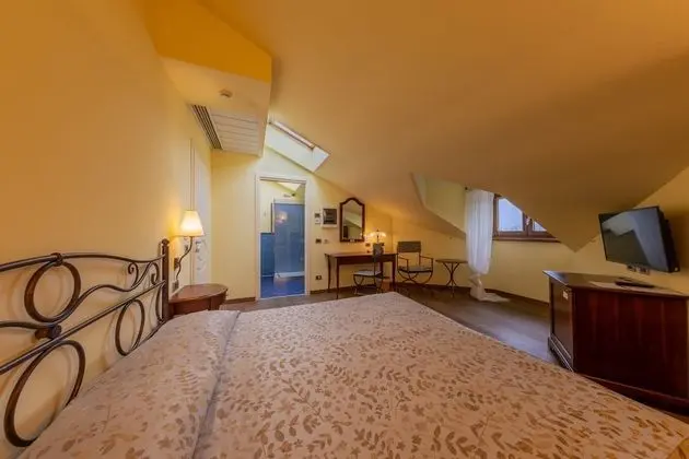 Çatı Katı (Loft), Göl Manzaralı