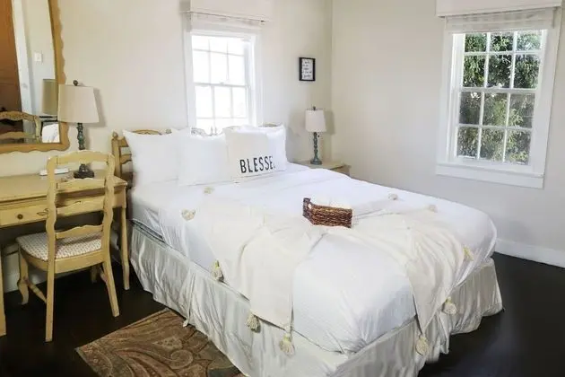 The Daisy Room