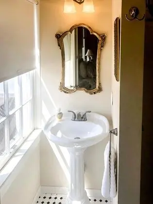 The Gardenia Room