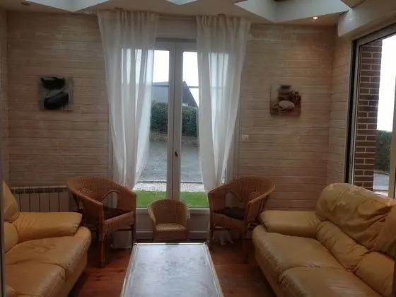 Kır Evi, Banyolu/Duşlu (Les Pieds dans l'Eau)