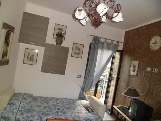 Deluxe Tek Kişilik Oda, Ortak Banyo