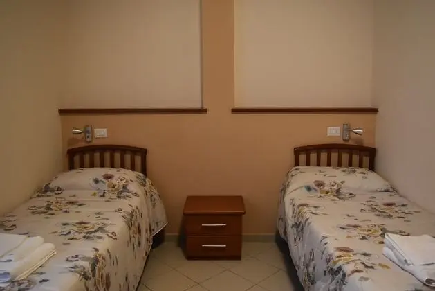 Tek Büyük veya İki Ayrı Yataklı Oda