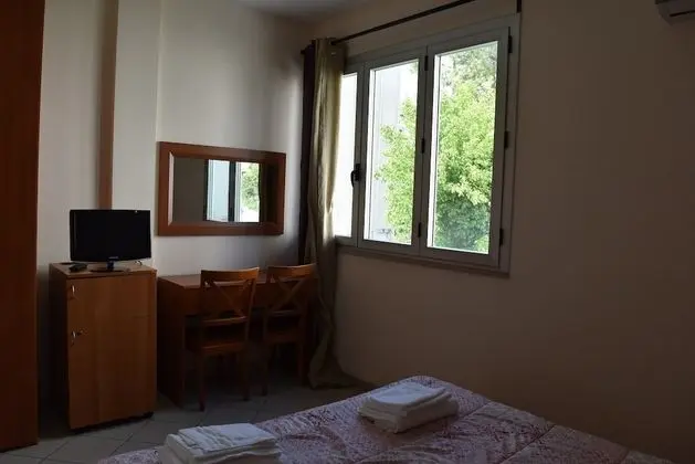 Tek Büyük Yataklı Oda