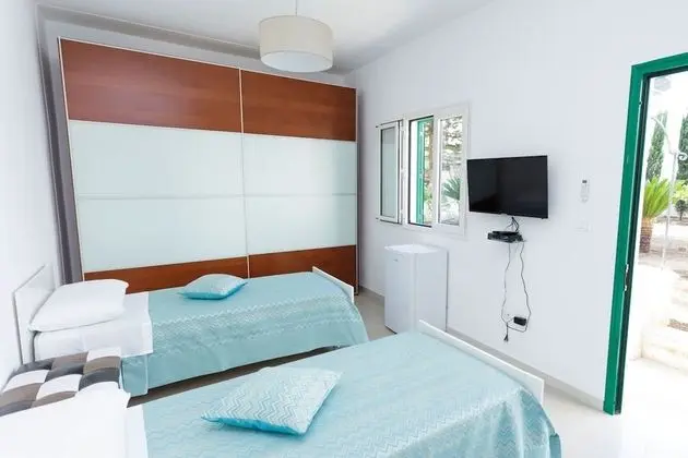 Tek Büyük veya İki Ayrı Yataklı Oda