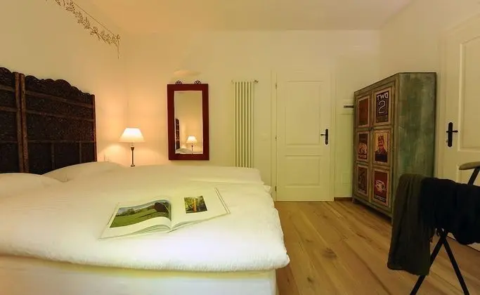 Classic Tek Büyük veya İki Ayrı Yataklı Oda