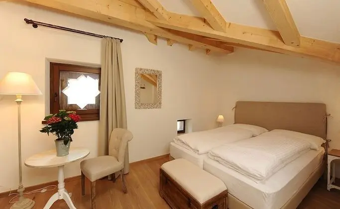 Classic Tek Büyük veya İki Ayrı Yataklı Oda