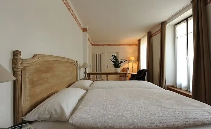 Superior Tek Büyük veya İki Ayrı Yataklı Oda