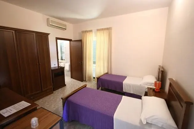 Dört Kişilik Oda