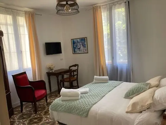 Basic Tek Büyük Yataklı Oda