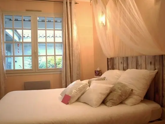 Standard Büyük Yataklı Tek Kişilik Oda (Nature)