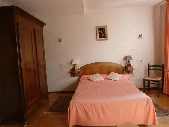 Tek Büyük Yataklı Oda (Ormeau)