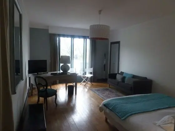 Tek Büyük Yataklı Oda