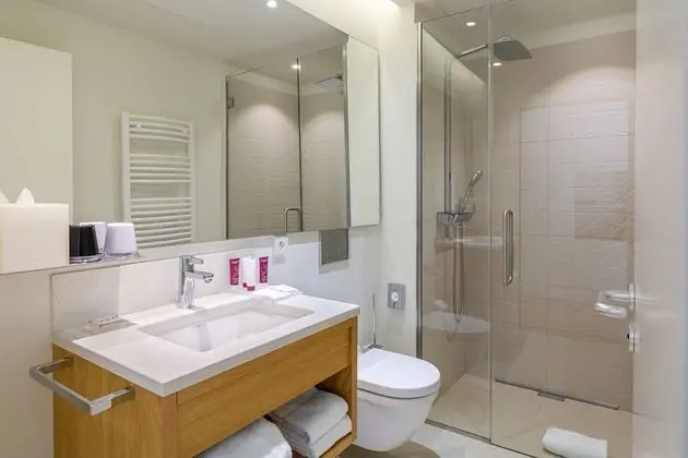 Classic Tek Büyük Yataklı Oda