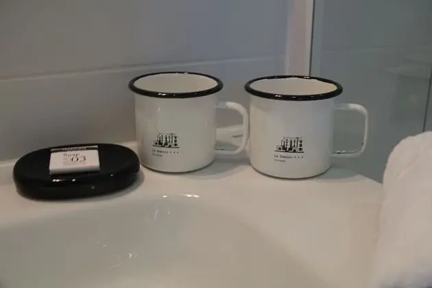 İki Ayrı Yataklı Oda (Mélusine)