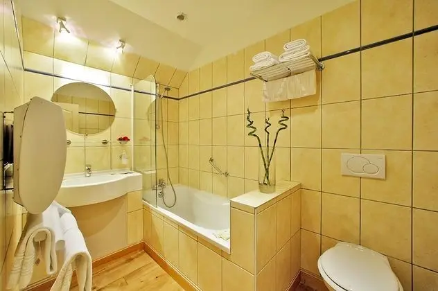 Oda (2 pers Colbert)