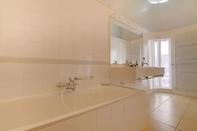 Deluxe Oda (Celeste)