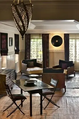 Süit, Havuz Manzaralı, Bahçeli