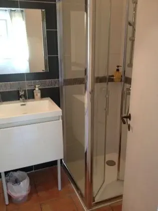 Tek Büyük Yataklı Oda (Lilas)