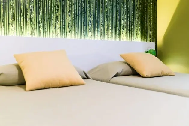 Tek Büyük veya İki Ayrı Yataklı Oda