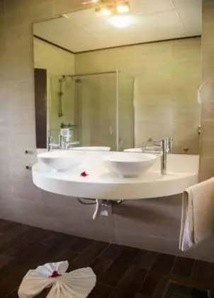 L UNION ESTATE 2 BEDROOM BEACH VILLA