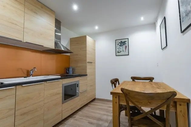 Deluxe Apart Daire, Banyolu/Duşlu, Avlu Manzaralı