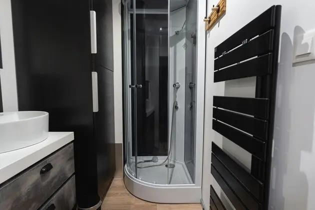 Romantic Apart Daire, Banyolu/Duşlu