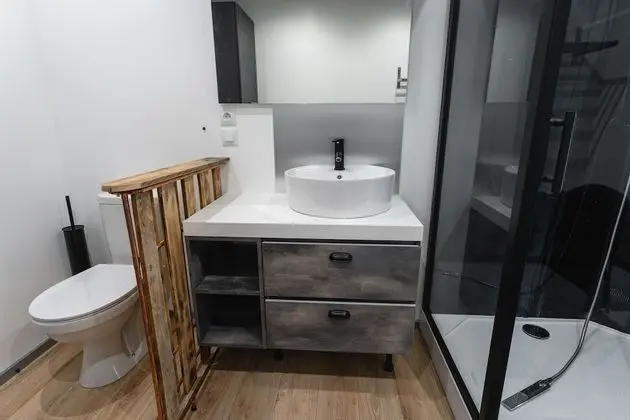 Superior Apart Daire, Banyolu/Duşlu, Avlu Manzaralı