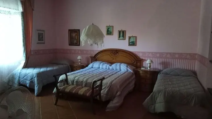 Tek Büyük Yataklı Oda