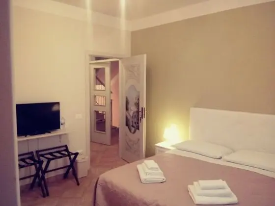 Panoramic Tek Büyük Yataklı Oda