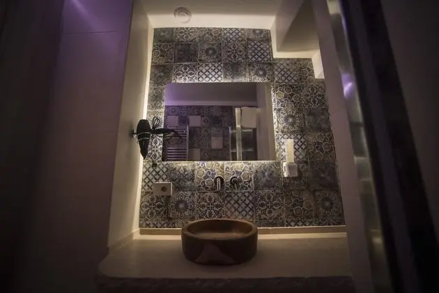 Standard Tek Büyük Yataklı Oda