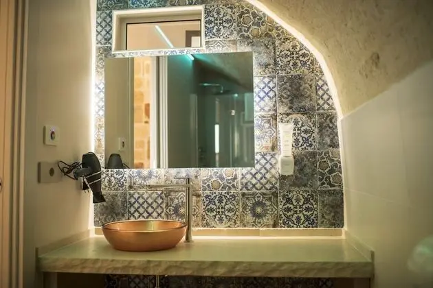 Tek Büyük Yataklı Oda, Jakuzi