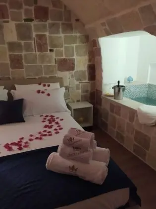 Tek Büyük Yataklı Oda, Jakuzi