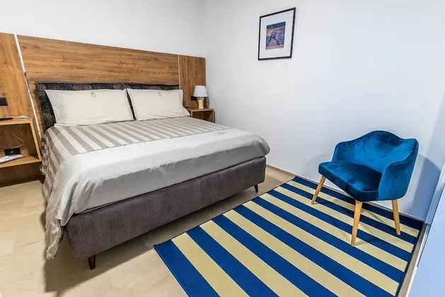 Deluxe Tek Büyük Yataklı Oda