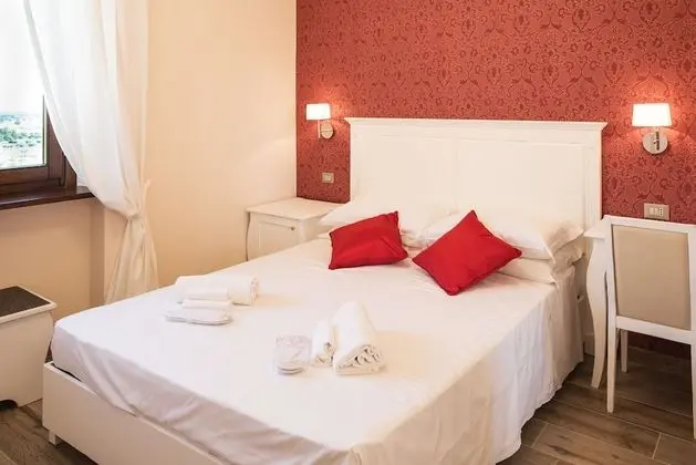 Tek Büyük Yataklı Oda