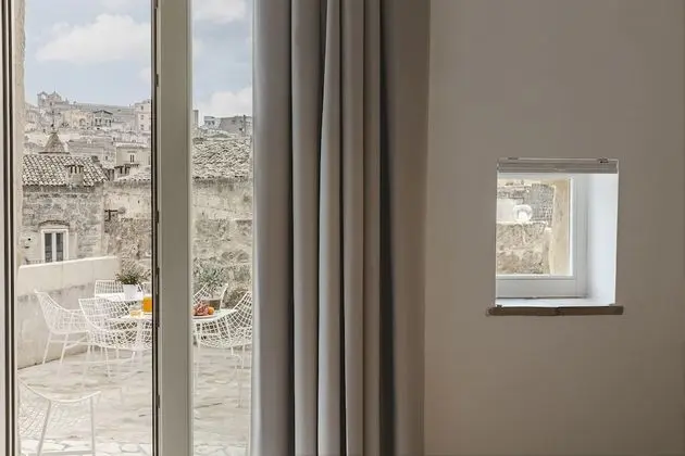 Deluxe Tek Büyük Yataklı Oda (Numisia)