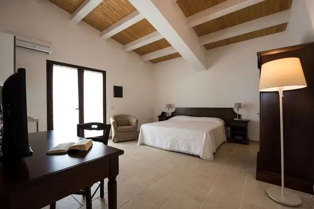 Standard Apart Daire, 2 Büyük (Queen) Boy Yatak, Mutfak, Ek Bina