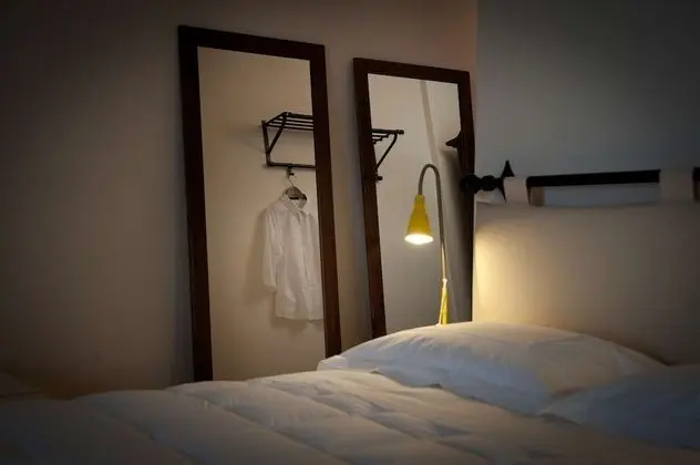 Standard Oda, 1 Büyük (Queen) Boy Yatak, Sigara İçilmez (Converts to 2 Twin Beds)