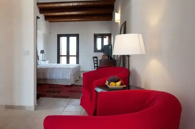 Superior Oda, 1 Büyük (Queen) Boy Yatak, Sigara İçilmez (Converts to 2 Twin Beds)