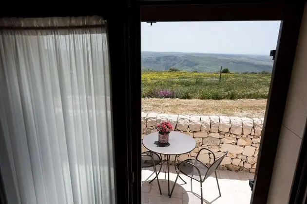 Superior Oda, 1 Büyük (Queen) Boy Yatak, Sigara İçilmez (Converts to 2 Twin Beds)