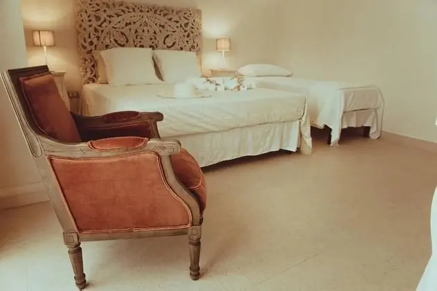 Deluxe Üç Kişilik Oda, Deniz Manzaralı