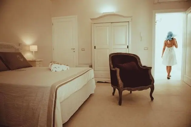 Üç Kişilik Oda, Deniz Manzaralı