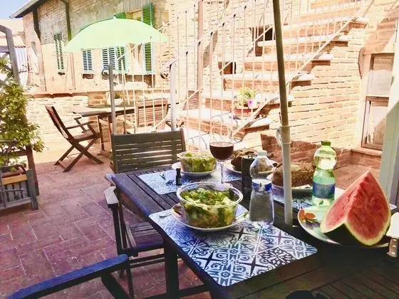 Classic Tek Büyük Yataklı Oda